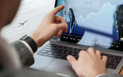 Acciones globales suben por datos sólidos en EEUU